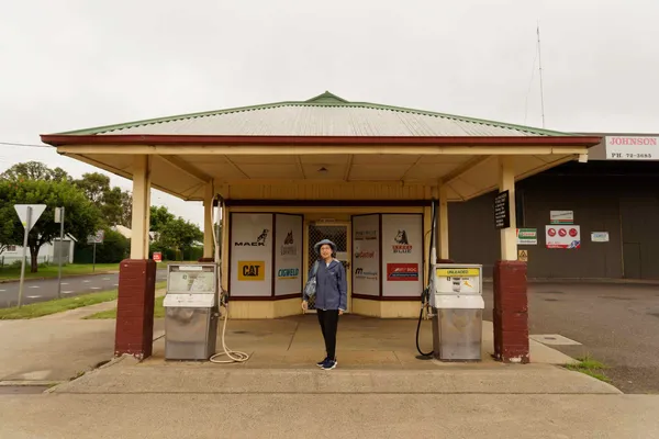 Johnson_Kennedy_Service_Station