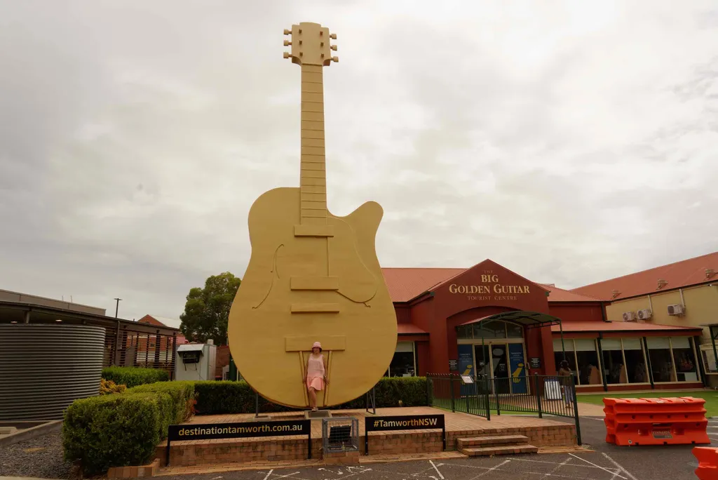 Day 1: Tamworth (Big Golden Guitar)