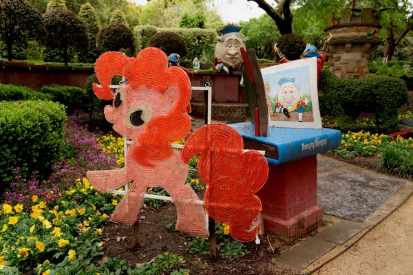 Storybook Garden (12)