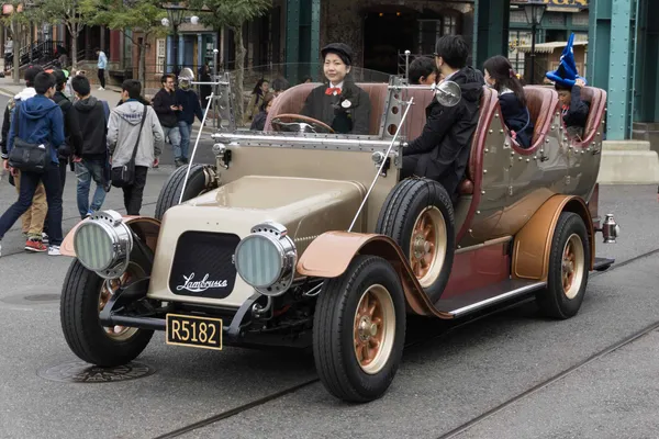 Heritage car