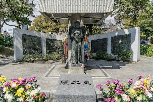 Memorial_Tower_dedicated_to_the_Mobilized_Students