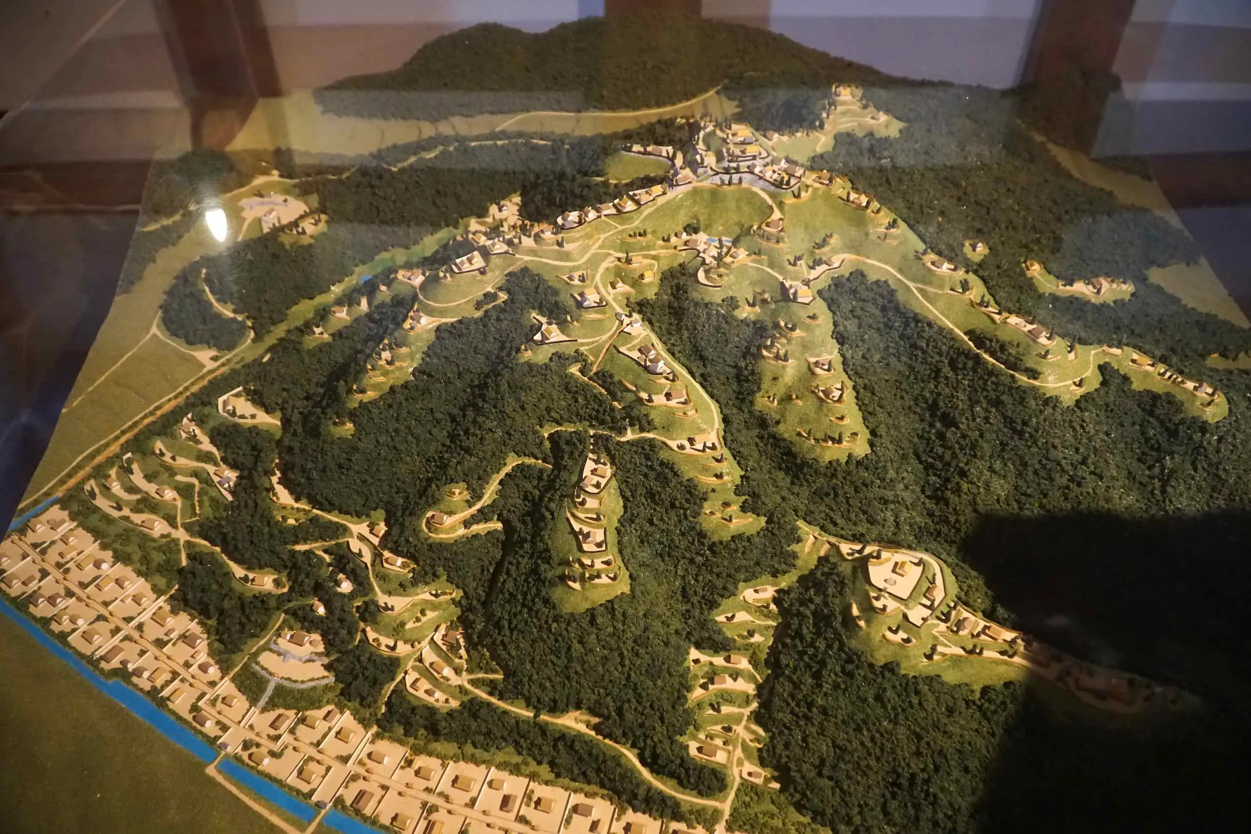 Model of Hiroshima Castle grounds