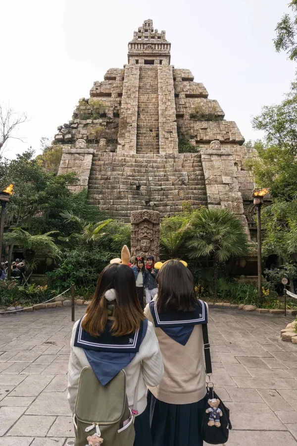 Temple of the Crystal Skull (1)