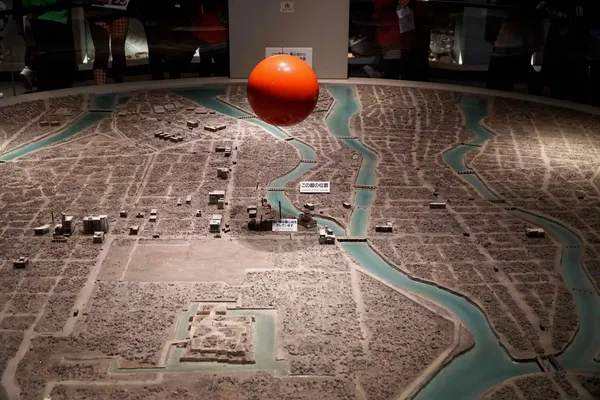 The devastated city (2)