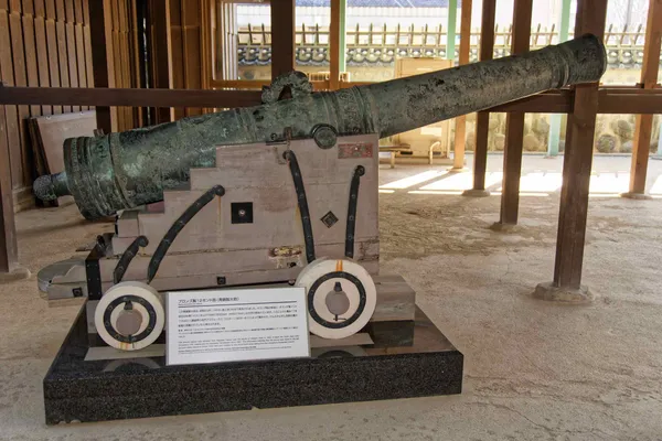 12 pound bronze cannon