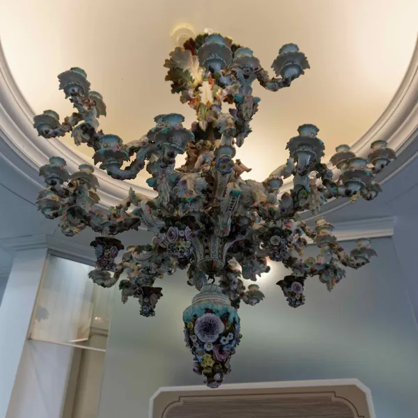 Chandelier (1)