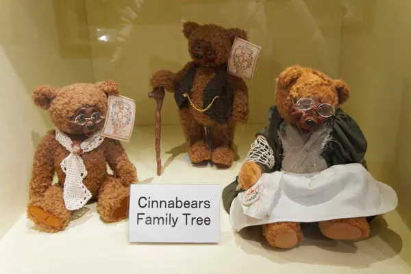 Cinnabears