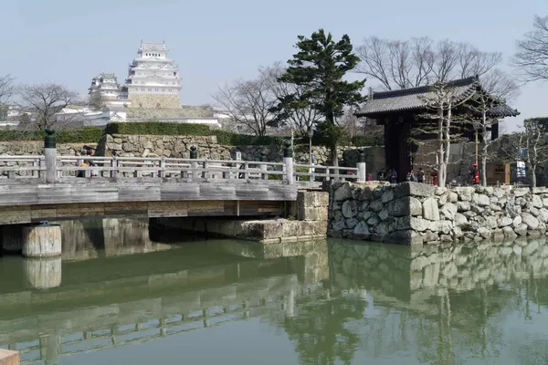 Sakuramon bridge