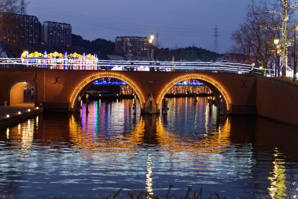 Spectacles Bridge