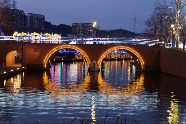 Spectacles Bridge