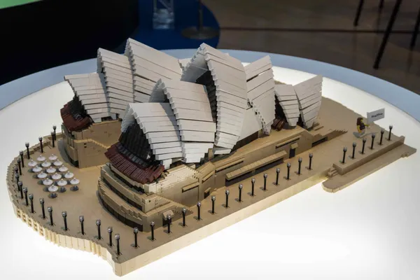 Sydney Opera House (1)