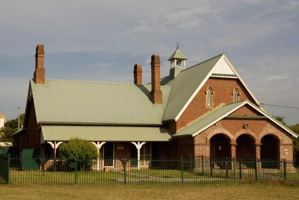 Muswellbrook (18)