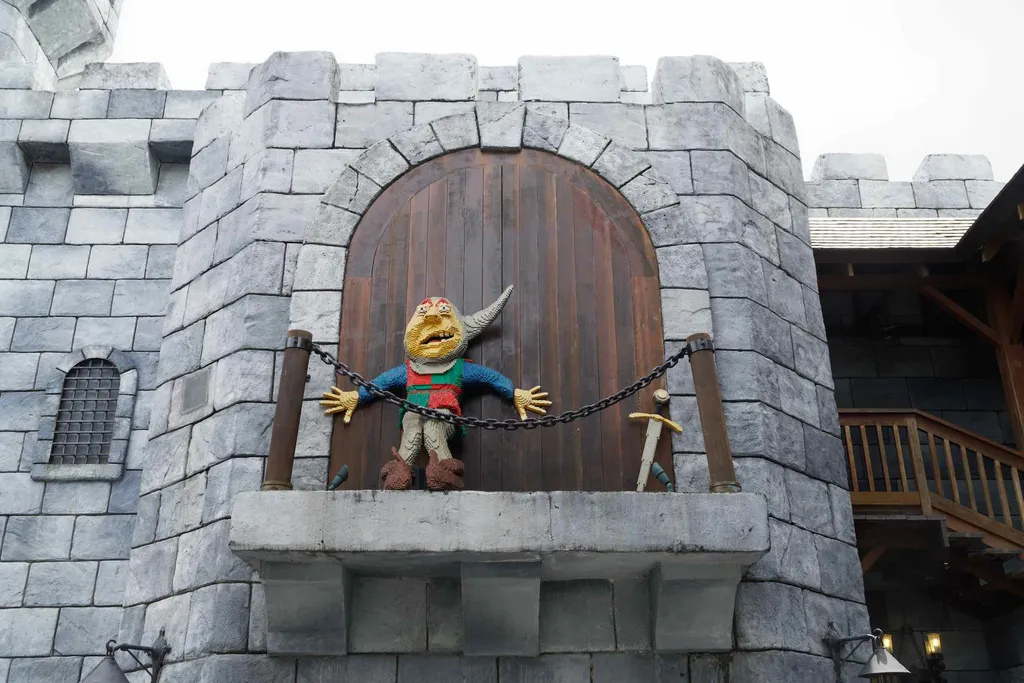 Day 1: LEGOLAND - Kingdoms