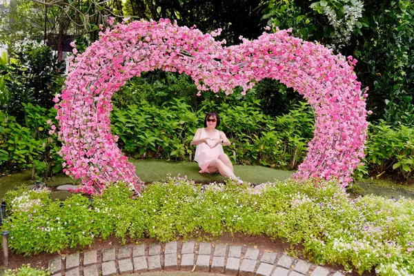 Chris, heart flowers