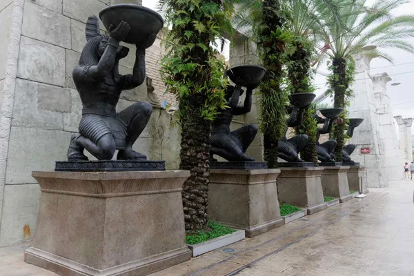 Egyptian statues