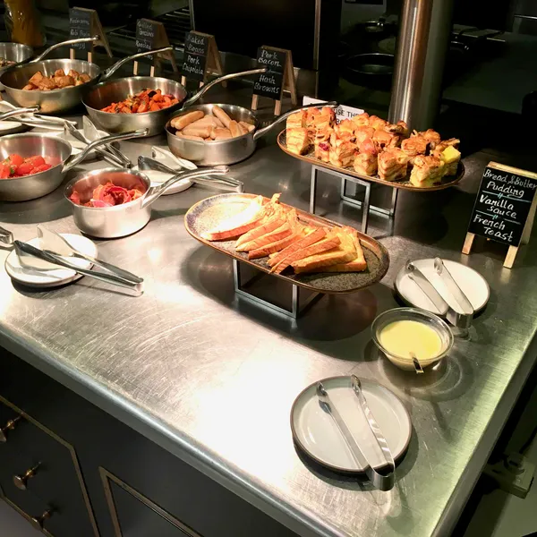 So_Sofitel_breakfast_1