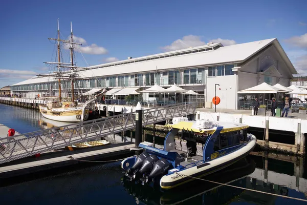 Elizabeth St Pier (1)