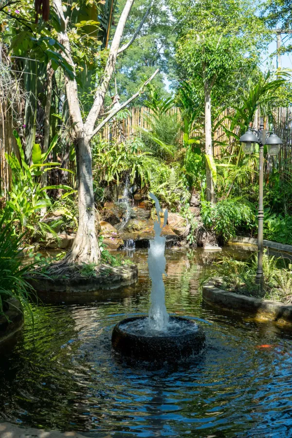 01_Fountain