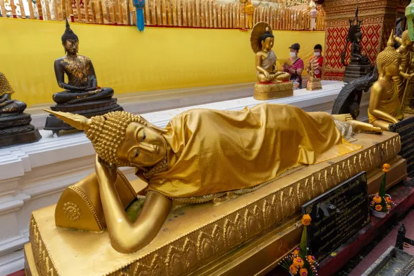 046_Reclining_Buddha