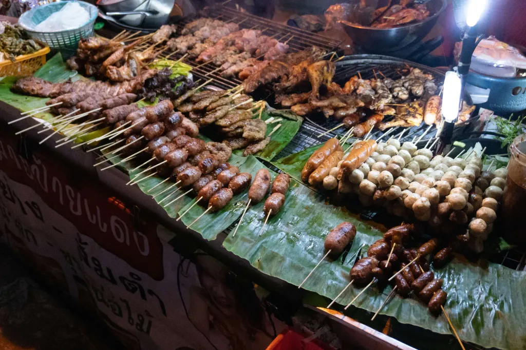 Day 4: Loy Krathong Street Parade