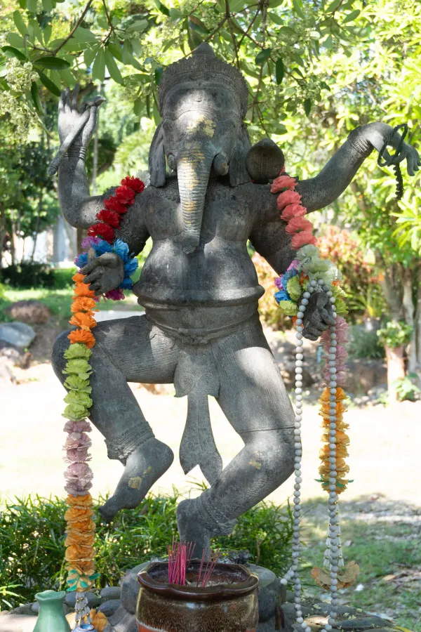 07_Elephant