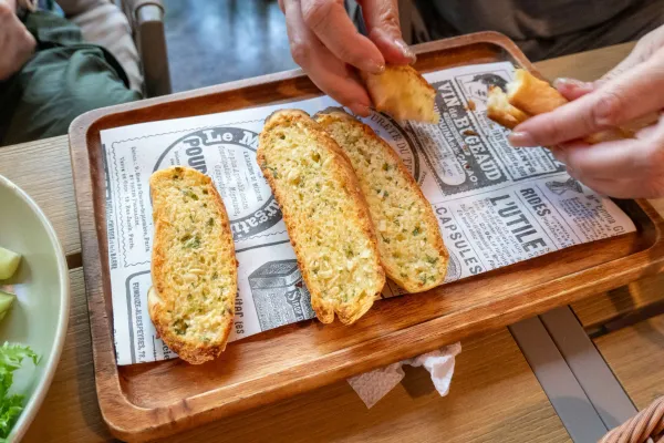 07_Garlid_bread