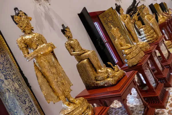 10_Wat_Chedi_Luang