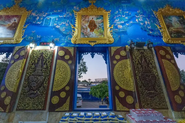 12_Blue_Temple