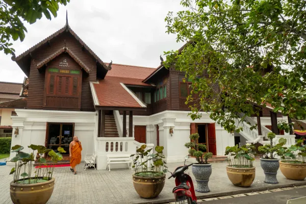 16_Wat_Chedi_Luang