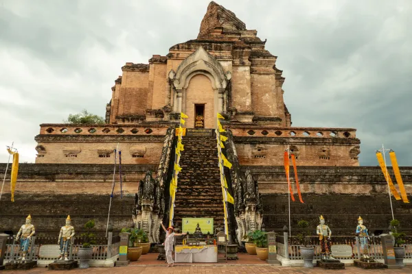 19_Wat_Chedi_Luang