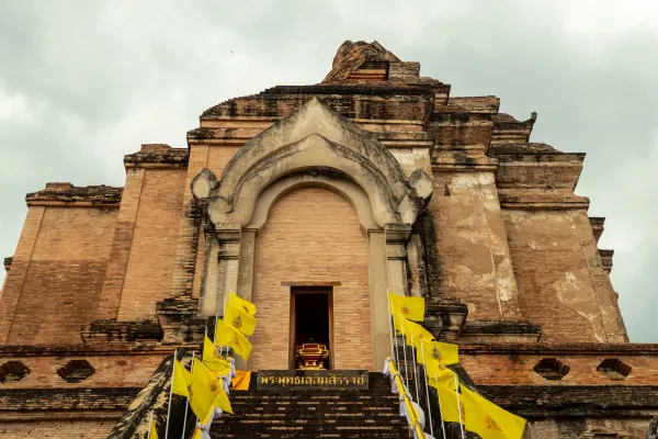 21_Wat_Chedi_Luang