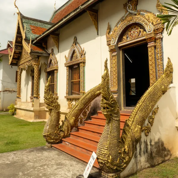 30_Wat_Chiang_Man