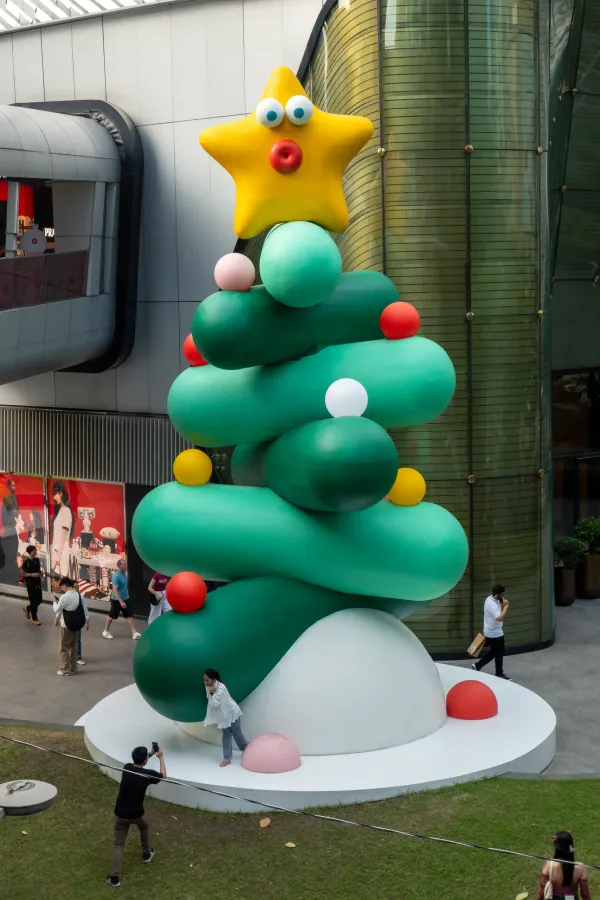 02_Christmas_Tree