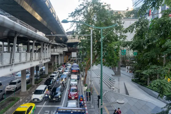 15_Ploenchit_Rd