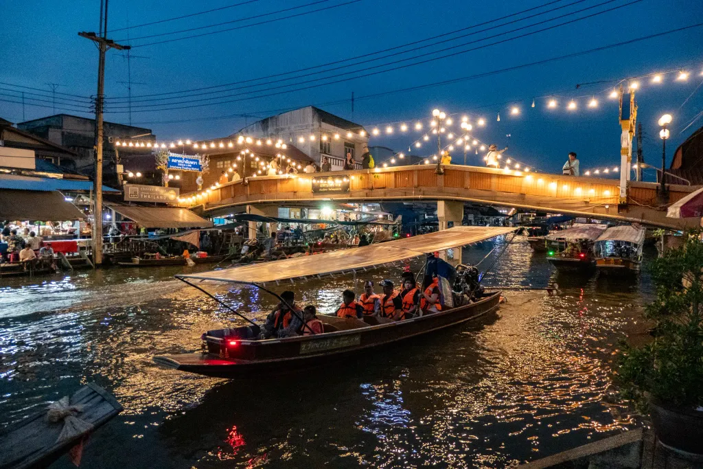 Day 11: Amphawa Floating Market